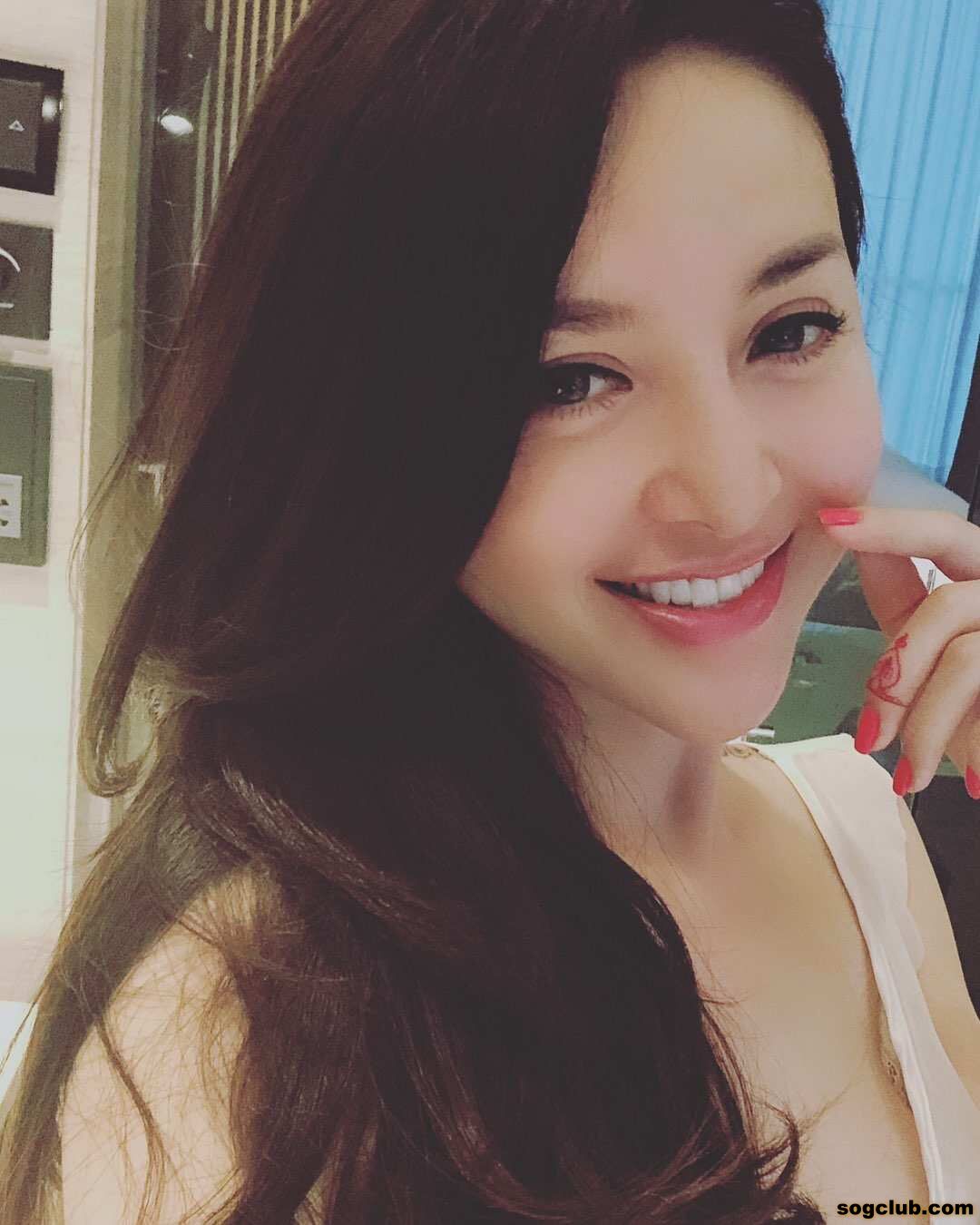 冶艷性感的慾女感