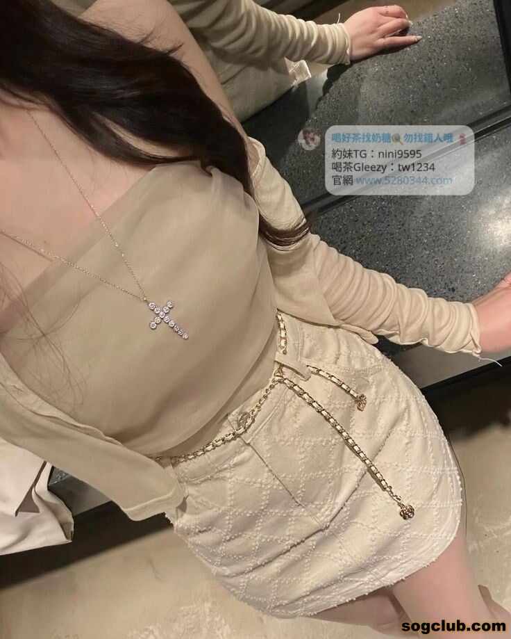 依晨2.jpg