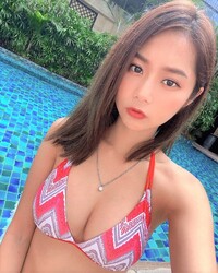 Yuki 萱萱