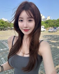 素妍