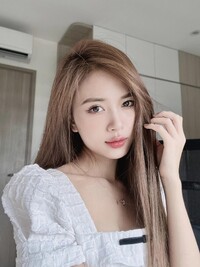 guyễn Hồng Nhung